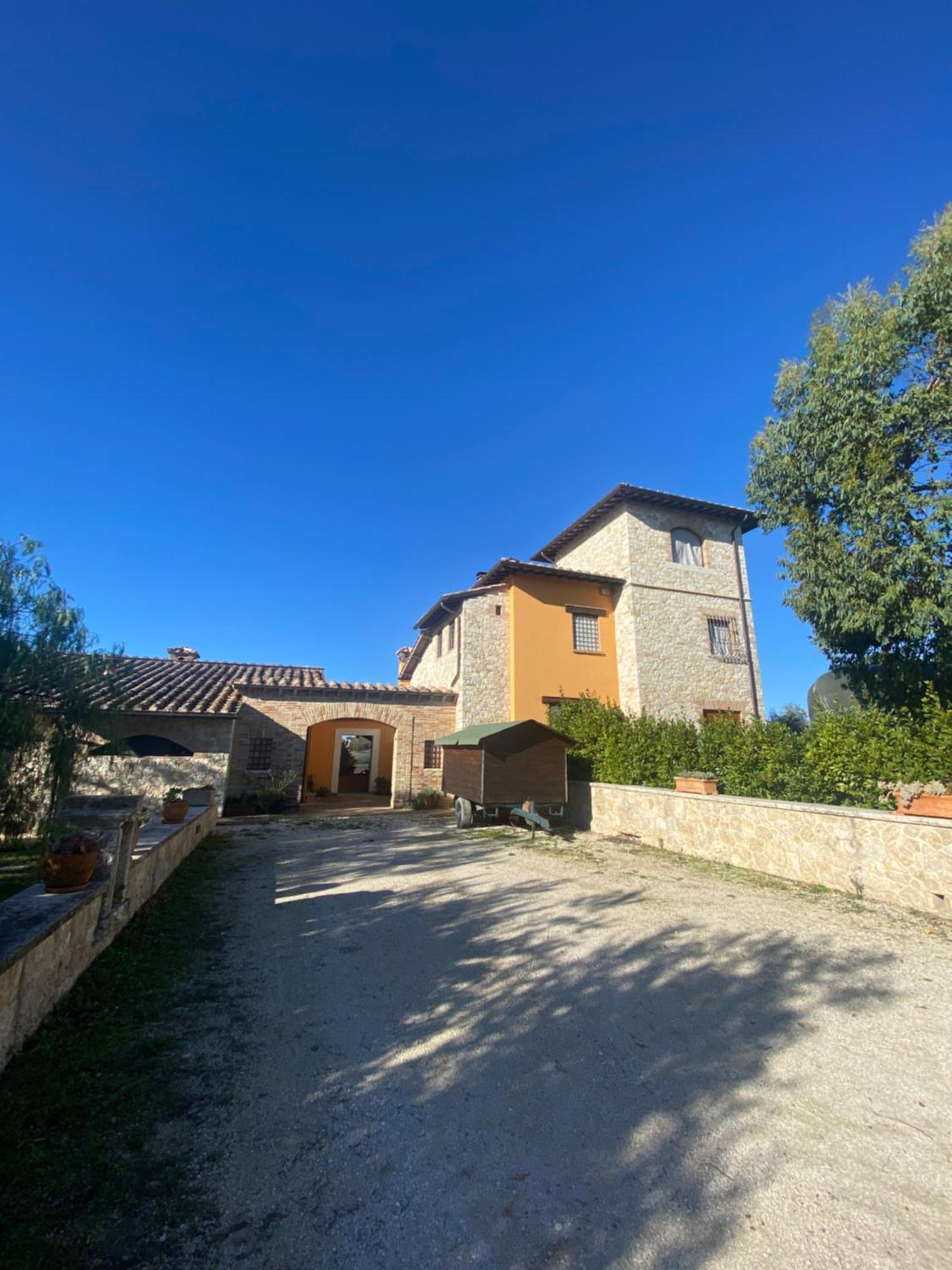 La Casa Di Betta Monte Campano Exterior foto
