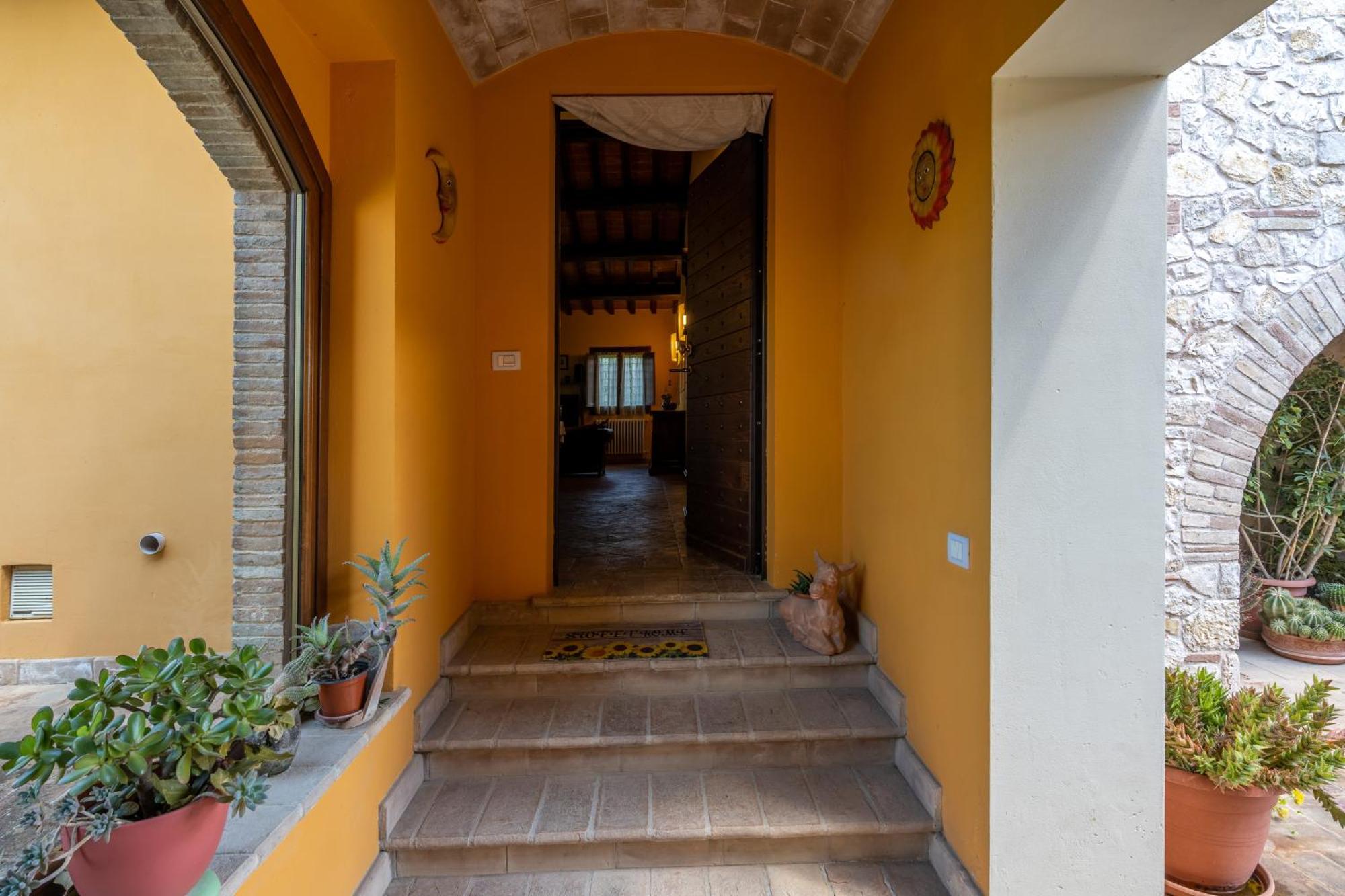 La Casa Di Betta Monte Campano Exterior foto
